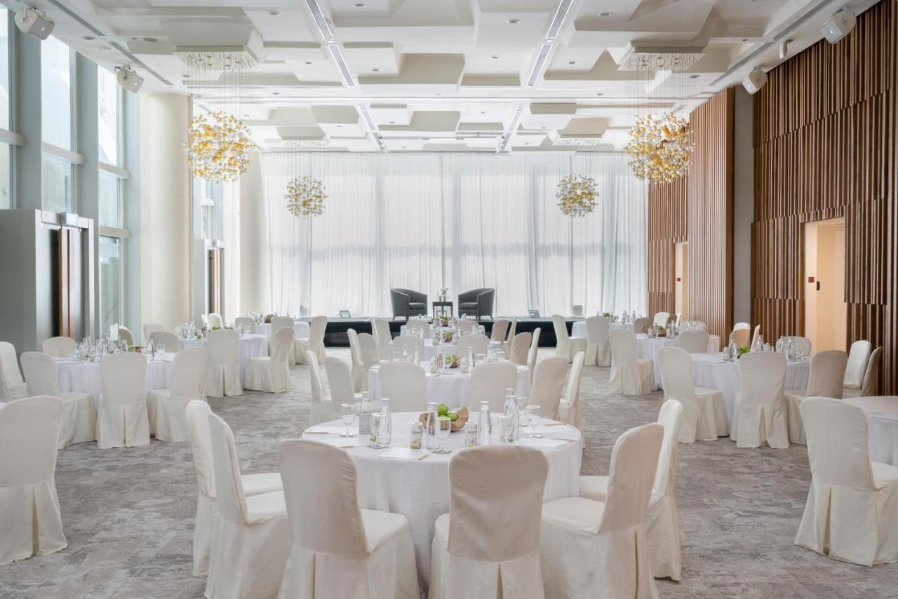 Oasia Resort Sentosa By Far East Hospitality Singapore Buitenkant foto The ballroom